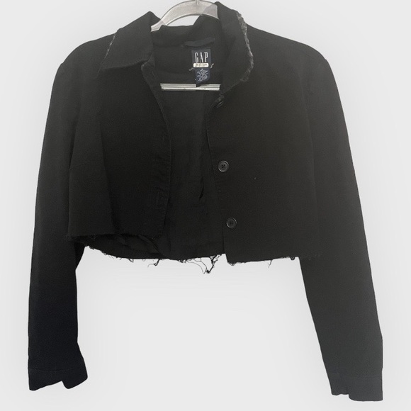 Black cropped jean jacket - Picture 2 of 4